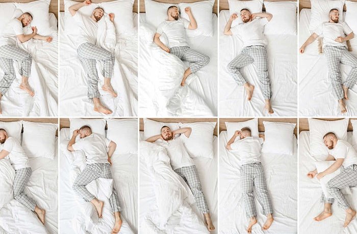 Farklı uyku pozisyonlarında bir erkek